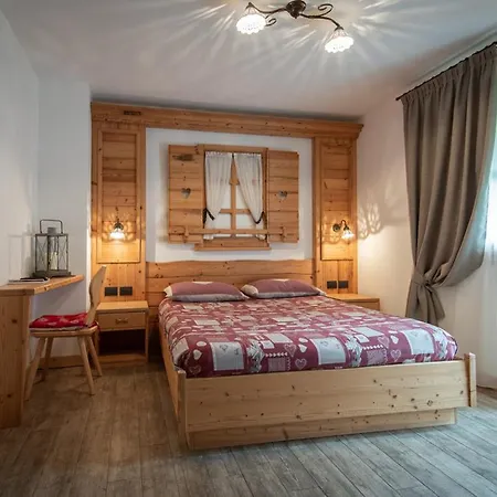 Agriturismo Dalla Natura La Salute Giustino Exterior photo